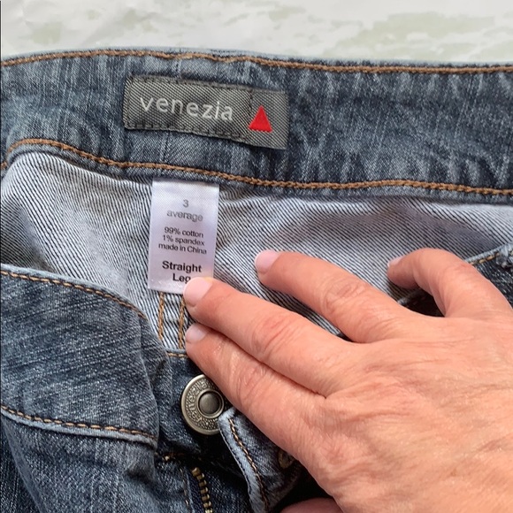 Venezia Vintage Jeans - Picture 2 of 4